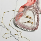Łańcuszek do okularów maseczki słuchawek stal chirurgiczna pozłacany kostki perełki